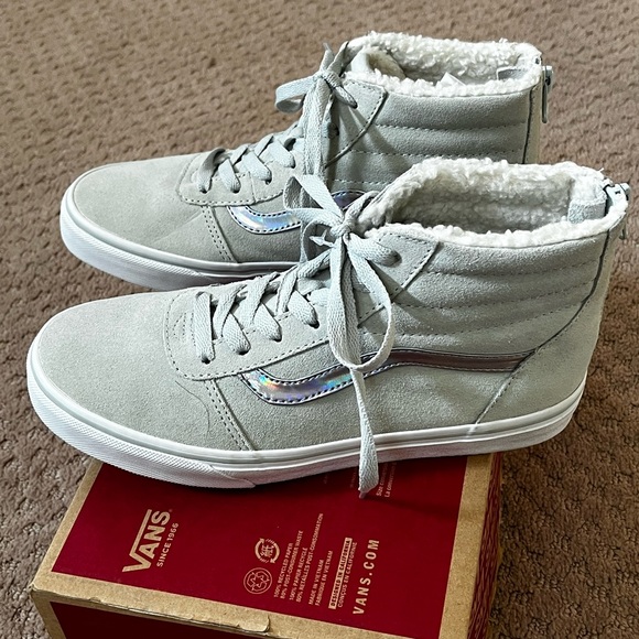 vans ward weatherized suede